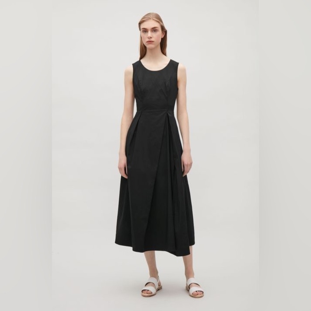 COS sleeveless RED COLOR long dress with pockets size 6 (available in BLACK)